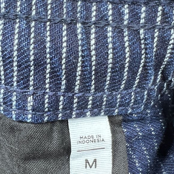 LOFT Shorts Women’s Size Medium Blue White Stripe Heavy Denim Drawstring Pocket - Picture 11 of 13